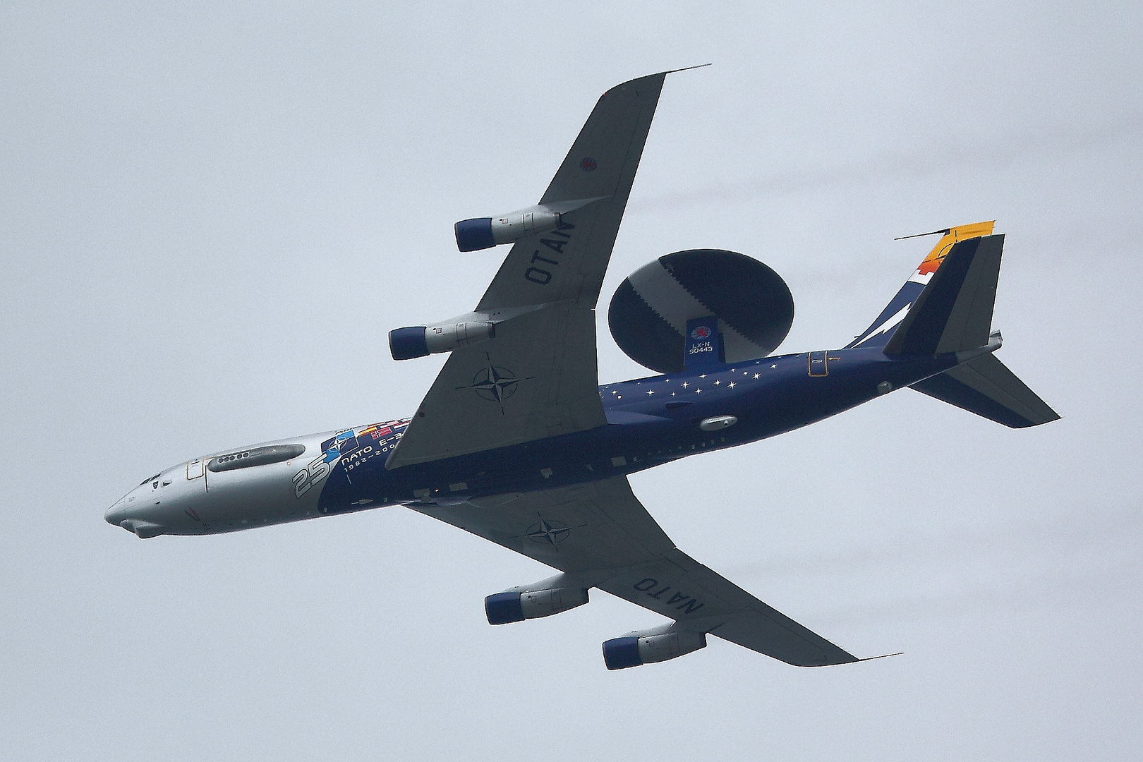 "AWACS" mit Sonderbemahlung