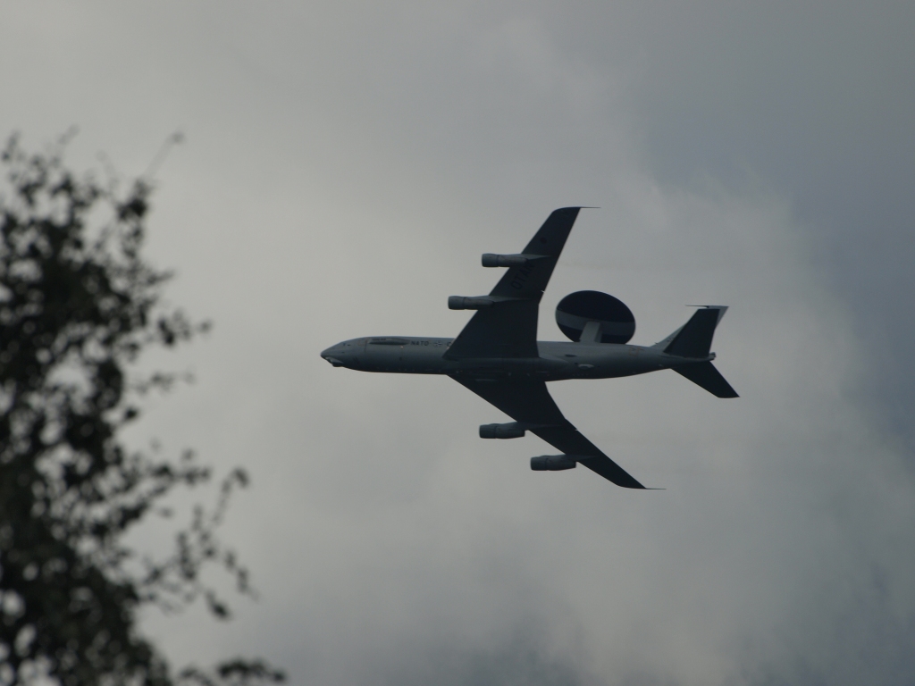 AWACS über Stolberg