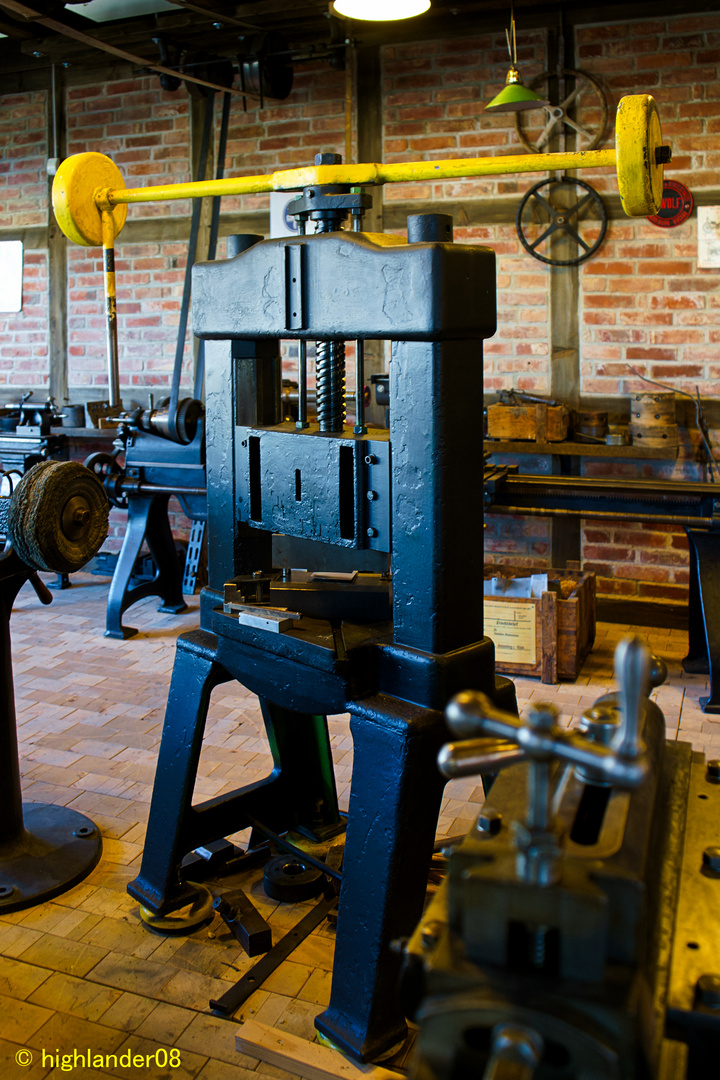 AWE Automobilmuseum Alte Schlosserei Handspindelpresse