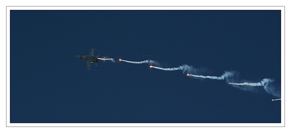 Axalp 2007: F-18 Performance