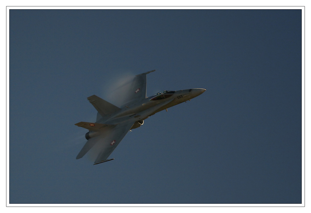 Axalp 2007: F-18 Solo-Performance III