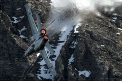 ~ AXALP 2010 - F/A 18 Demo #2 ~