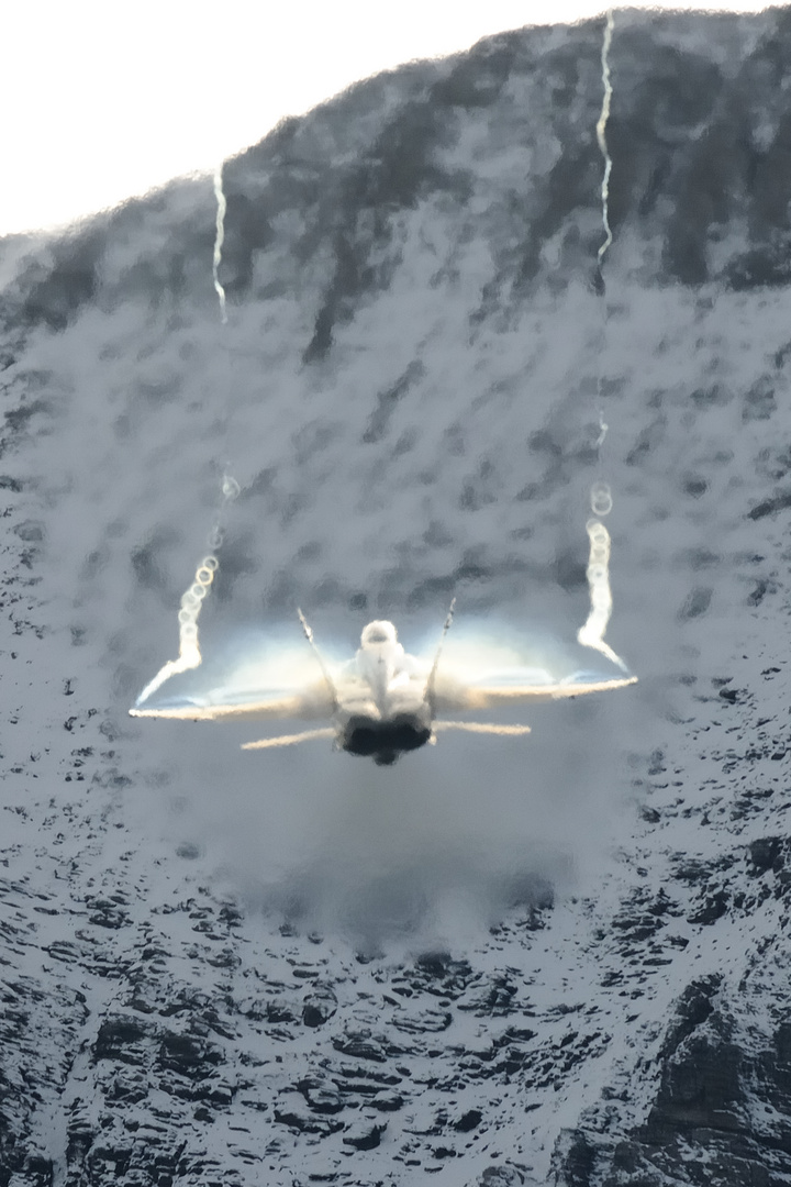 Axalp 2012 F/A-18 Hornet