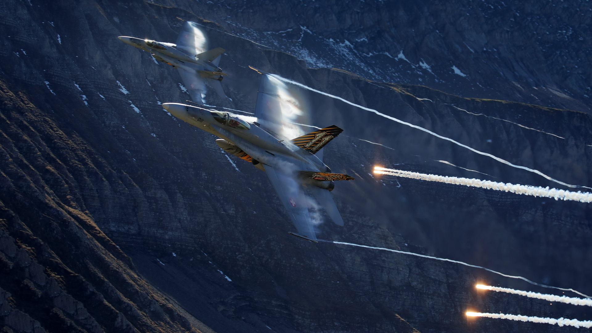 Axalp F18 