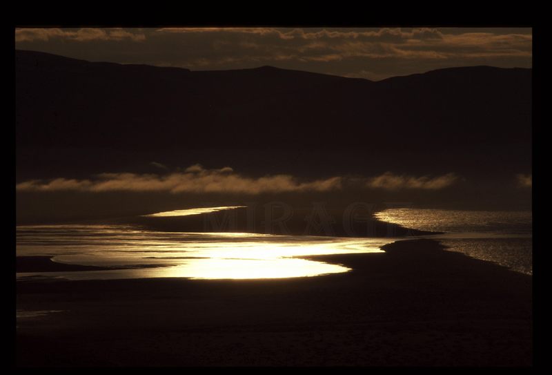 Axar-Lagune im späten Gegenlicht