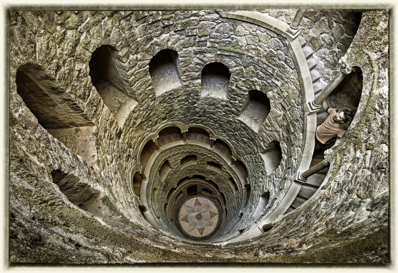 AXIS MUNDI. Quinta da Regaleira, Sintra.