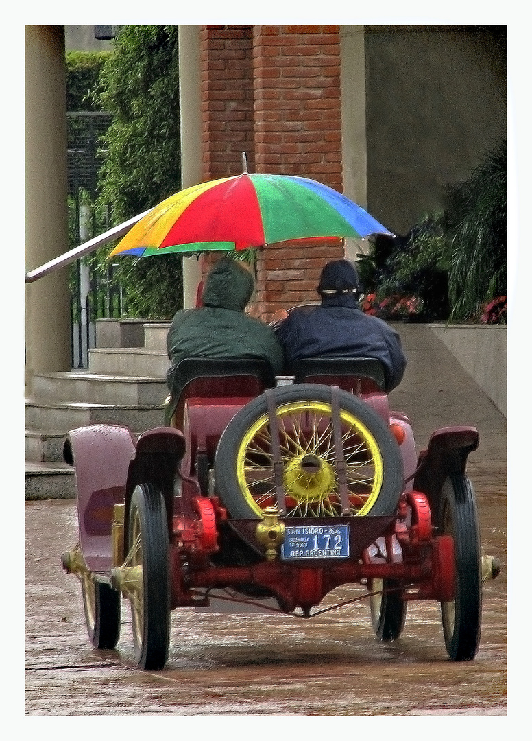 Ayer y lluvia.-