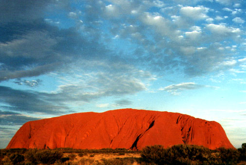 ayers rock in der abendsonne