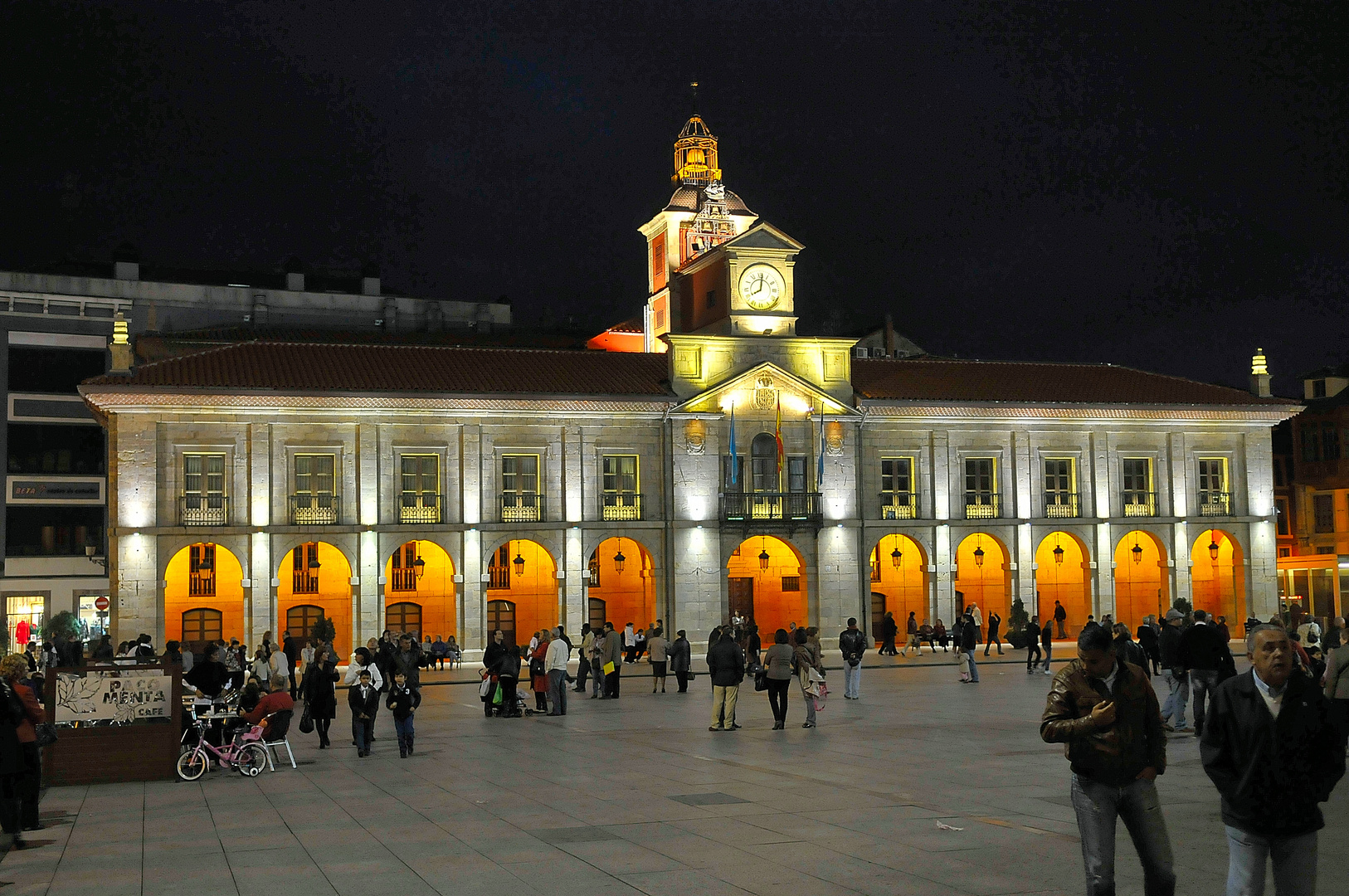 AYUNTAMIENTO DE AVILES