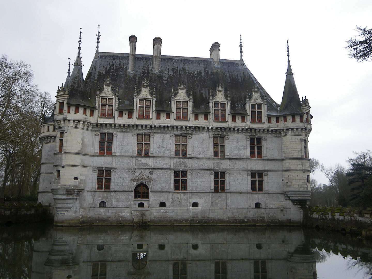 azay le rideau !