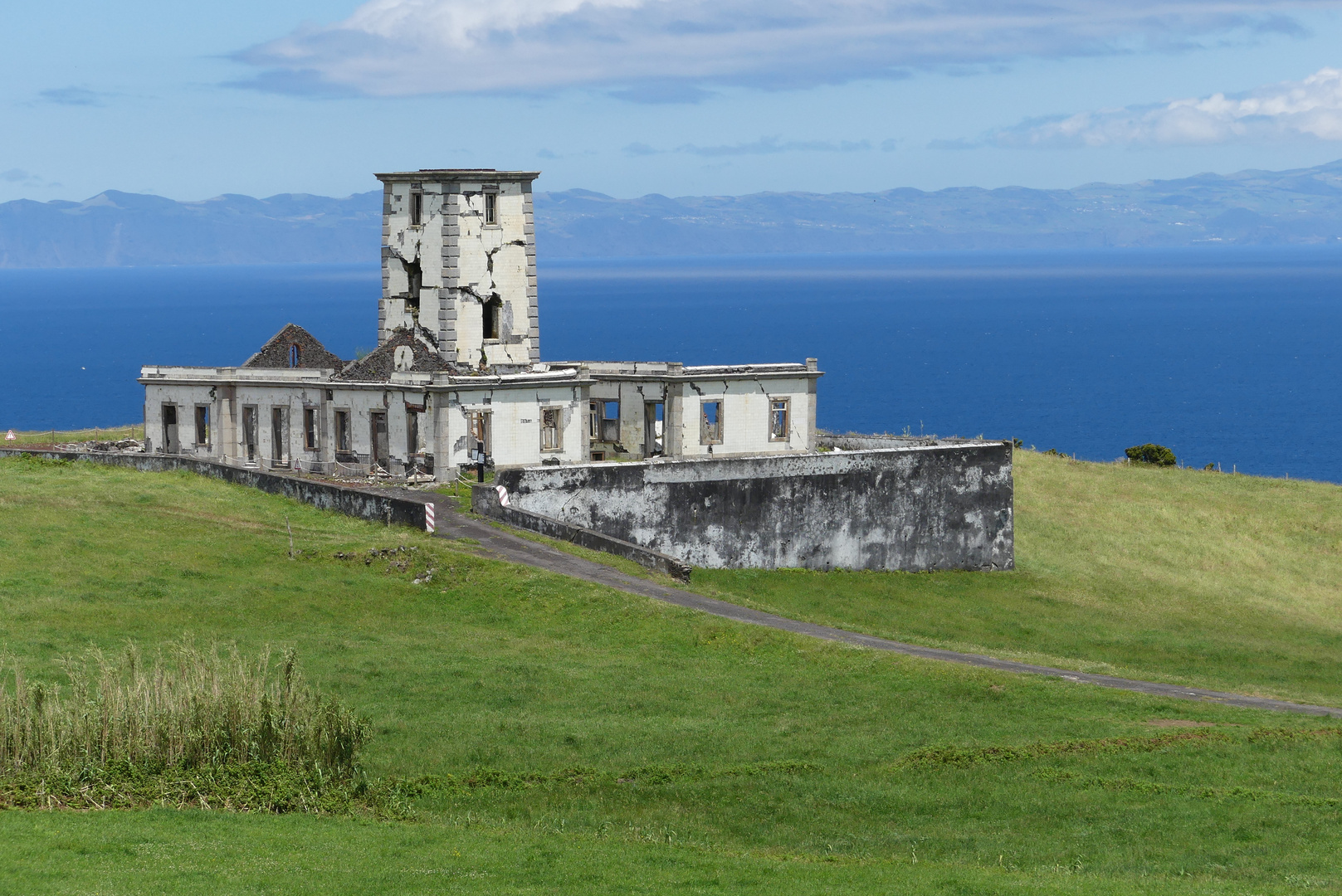 Azoren - Farol da Ribeirinha auf Faial