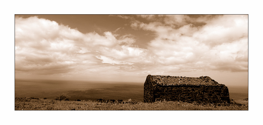 Azoren _ Terceira - hut