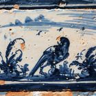 azulejo antiguo con loro