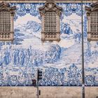 Azulejos an einer Kirche in Porto