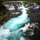 Azurblauer Wasserfall