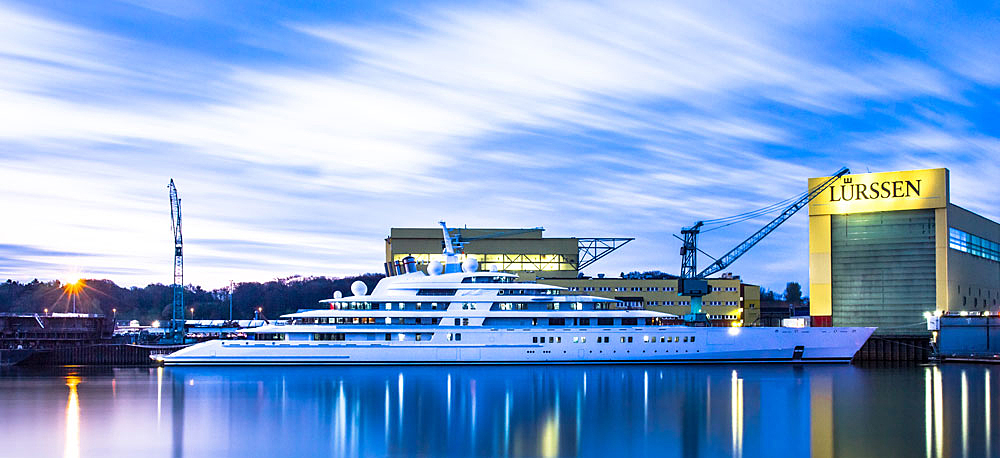 Größte Yacht Der Welt Azzam Größte Yacht Der Welt Azzam