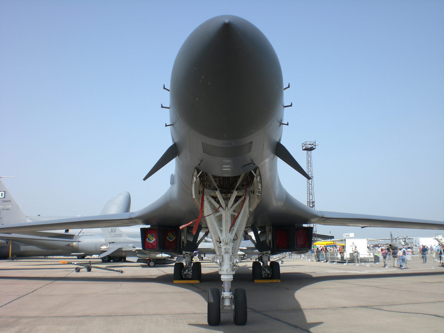 B-1 B LANCER