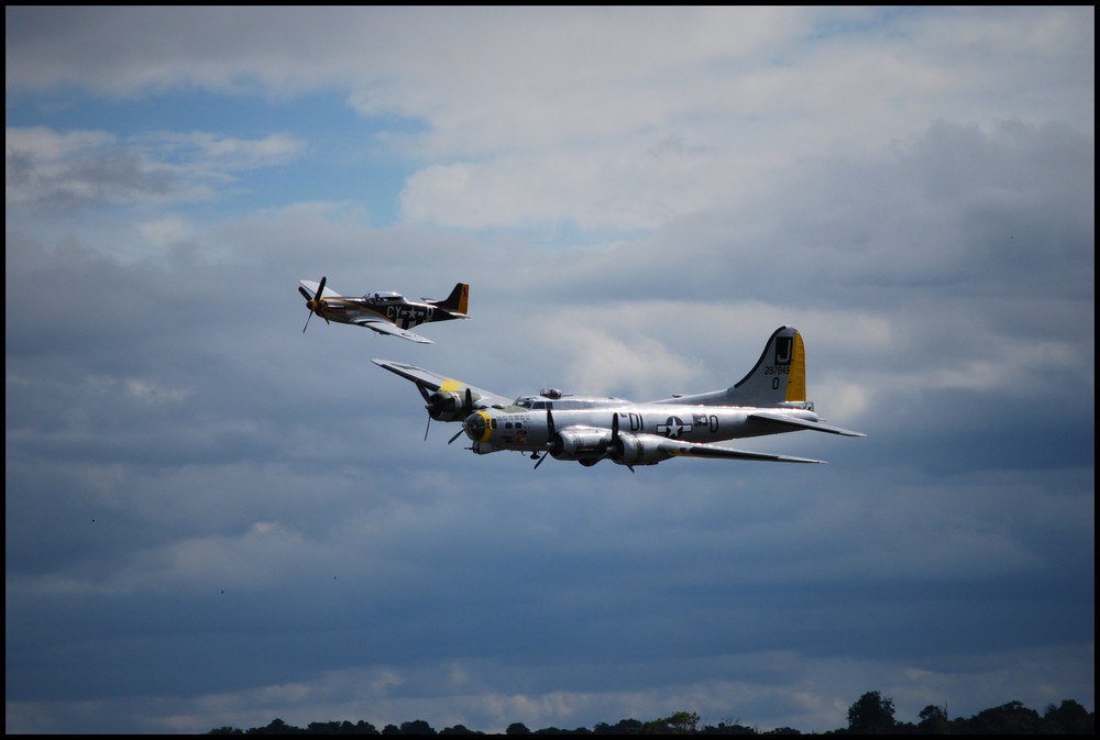 B 17 + P 51