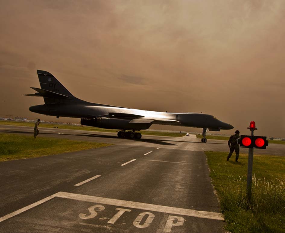 B-1B hat Vorfahrt