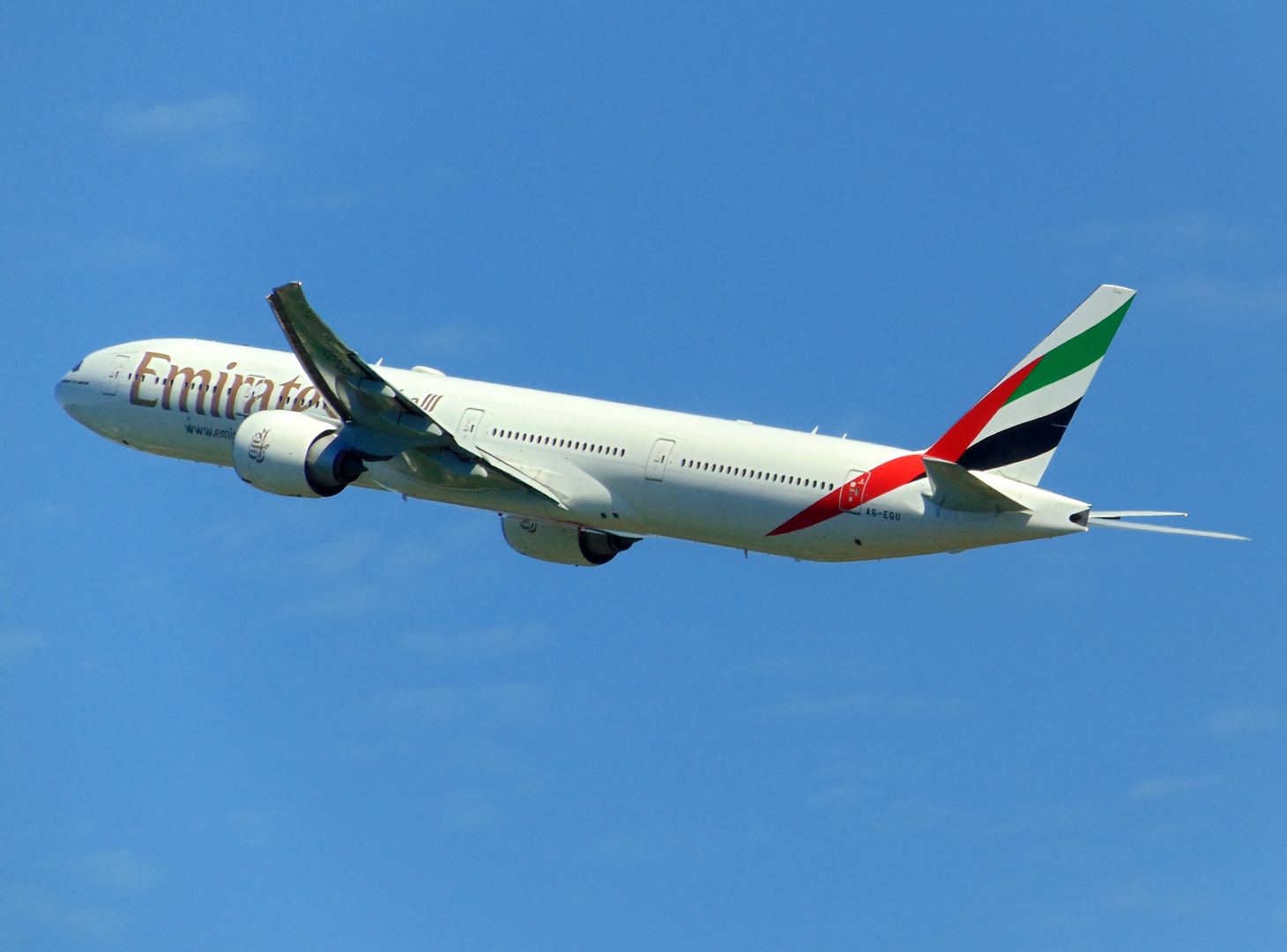 B 777-300 A6-EGU, Emirates