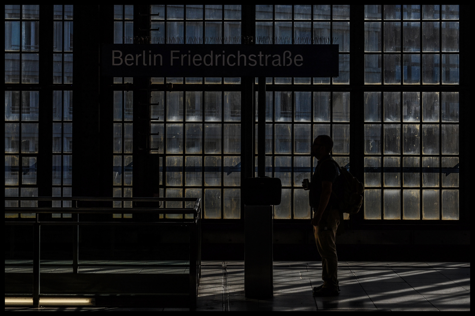 B-Friedrichstrasse - Waiting (reload)