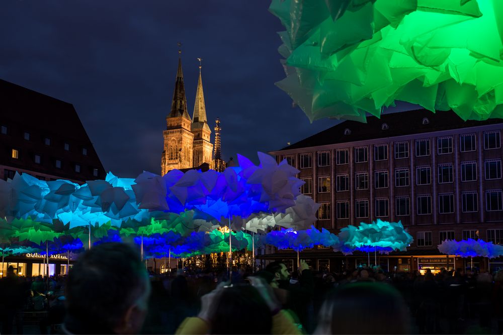 B L A U E N A C H T N U R N B E R G Ii Foto Bild Architektur Architektur Bei Nacht Harald Sengstock Bilder Auf Fotocommunity
