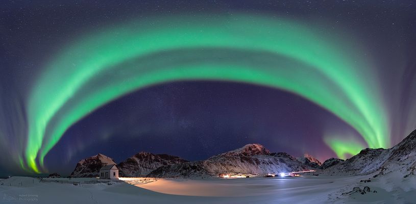 * * * B O O O O O O O O O O O M * * *