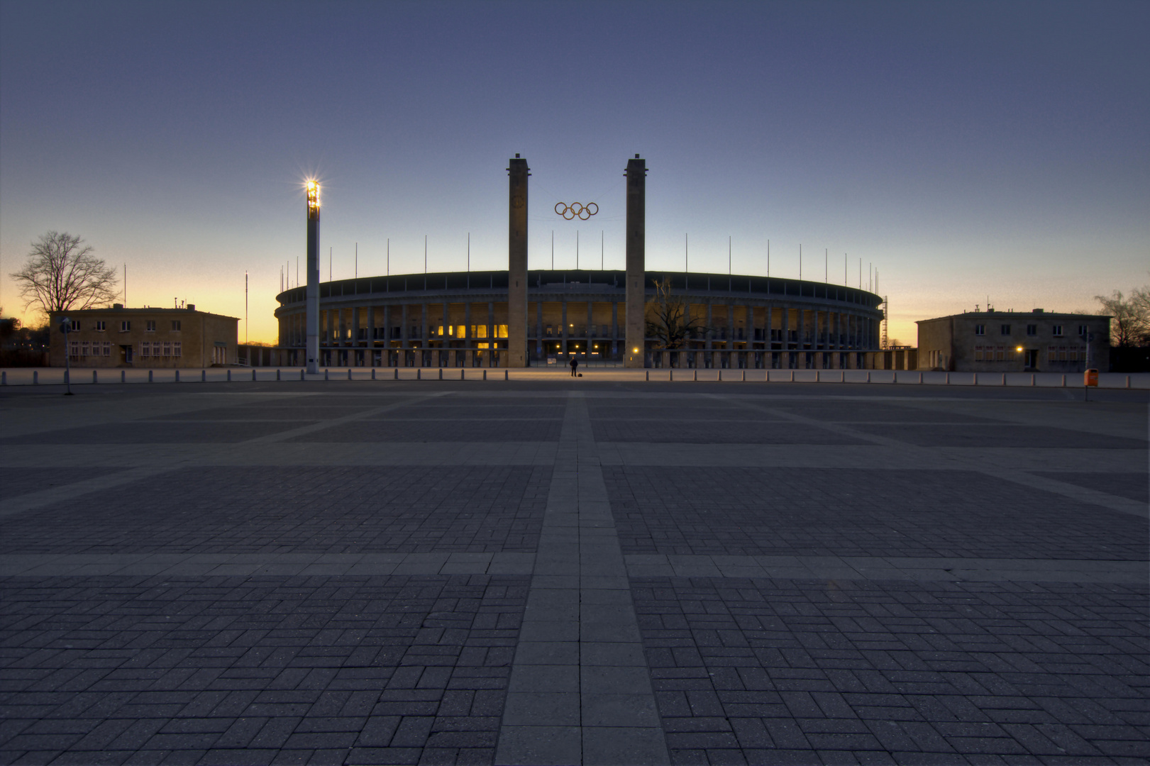 B - Olympiastadion