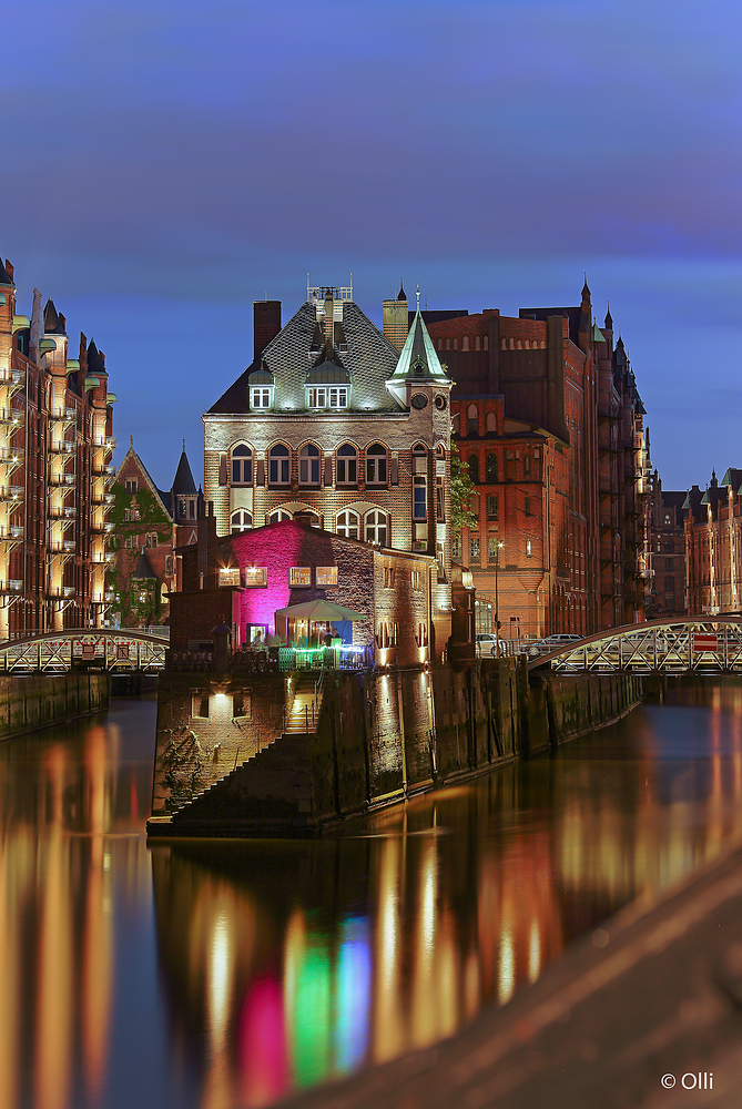 B - Seite vom Wasserschlößchen Hamburg --------- Reloaded______