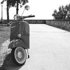 b & w Vespa