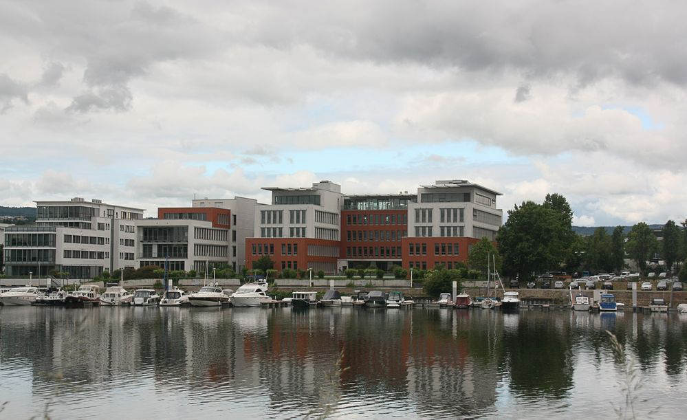 Nachmittags am Hafen von Jose Quiros