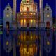 Karlskirche in Wien, am Abend