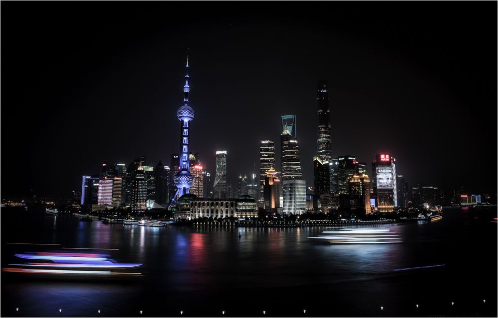  Shanghai bei Nacht von Ursula Bruder