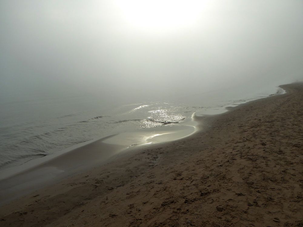 Morgennebel am Meer von Ilka Franz