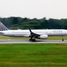 B757-200 N12114, United Airlines