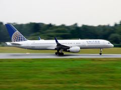 B757-200 N12114, United Airlines