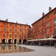 La Place Nationale de Montauban, angle nord