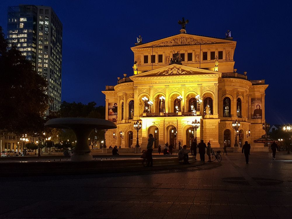 Alter Oper, Frankfurt von Thorsten Junike