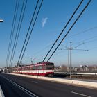 B80D auf der Oberkasseler Brücke in Düsseldorf