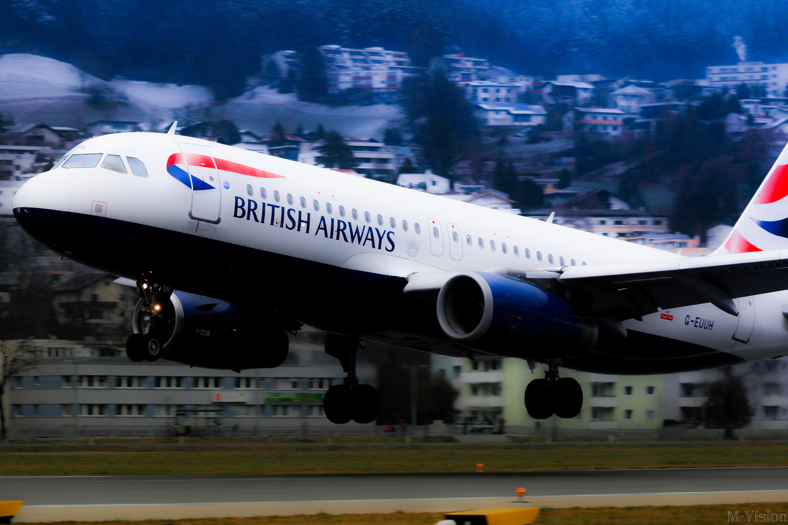 BA Landing in Innsbruck