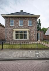 Baarle Nassau (NL) - Baarle Hertog (B) - Oordeelsestraat - Dwelling House on the Border