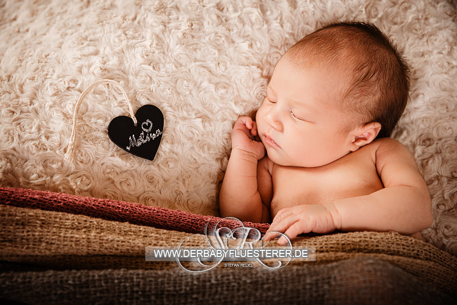 Baby Melina, 8 Tage | (Babyfotograf Oberhausen)