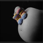 Babybauch Anfang April - 3 Wochen vor Geburt