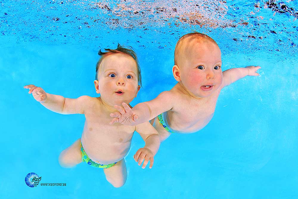 Babyschwimmen - Unterwasser Fotos aus Babyschwimmkursen 