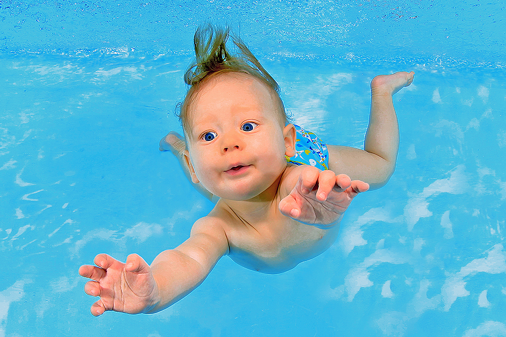 Babyschwimmen - Unterwasserfoto Service by H2OFoto.de