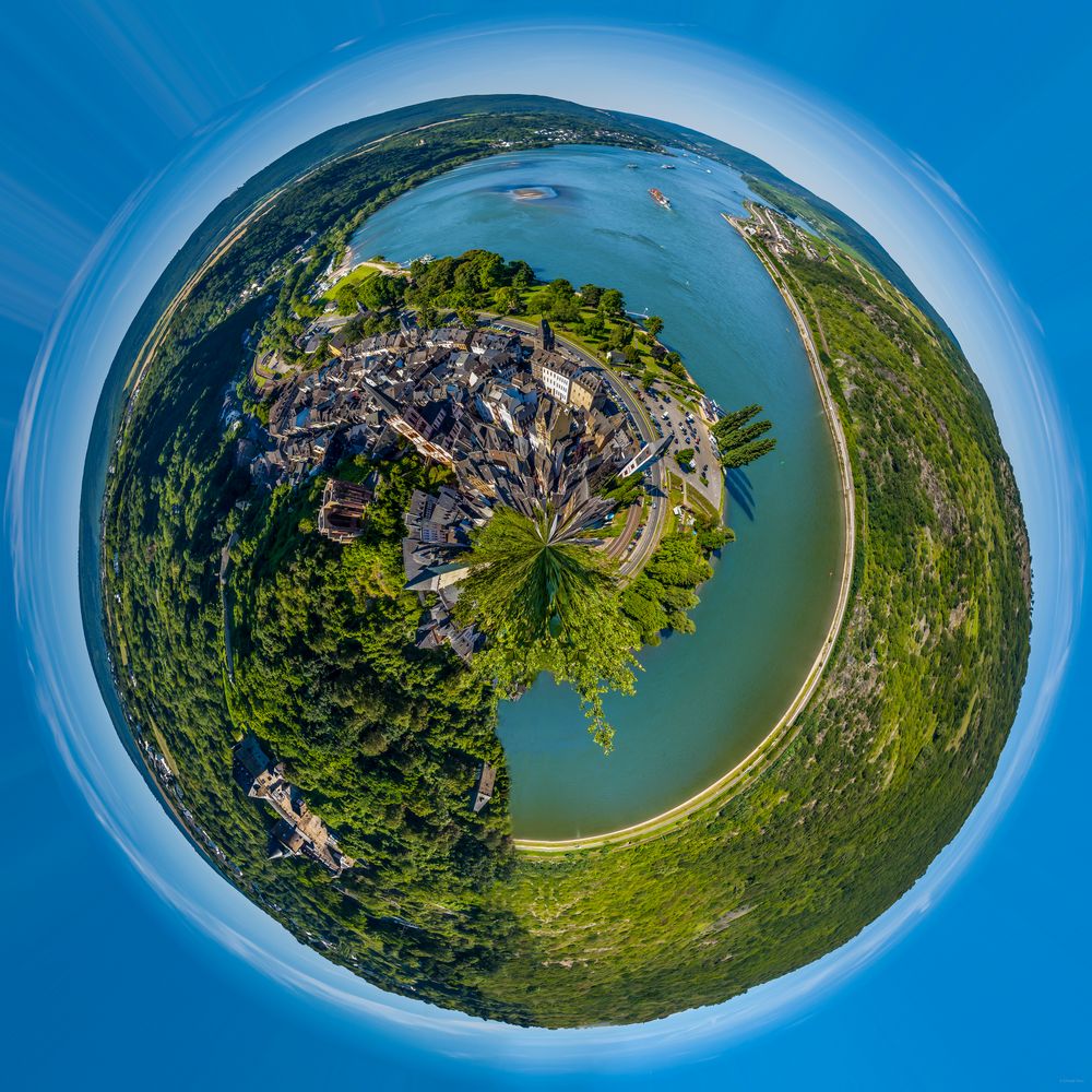 Bacharach mit Stahleck (10) - Little Planet