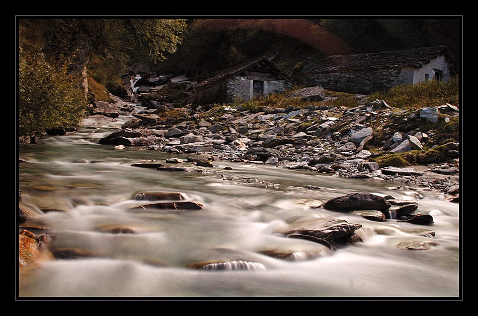 Bachlauf im Engadin