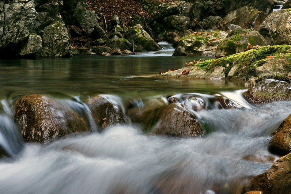 Bachlauf im Klöntal