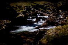 bachlauf in den highlands bei loch muick