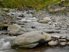 Bachlauf ins Meer / Irland Ring of Kerry